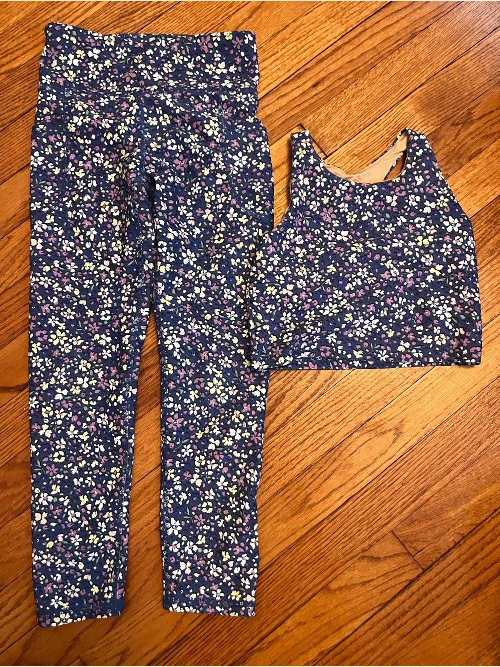 Old Navy Floral Navy Active Set - Crop Tank & Leggings